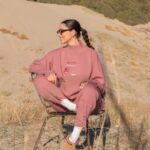knit embroidered set