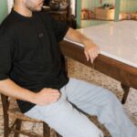 muff oversized black shirt