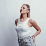 tank top λευκο με κεντημα muff