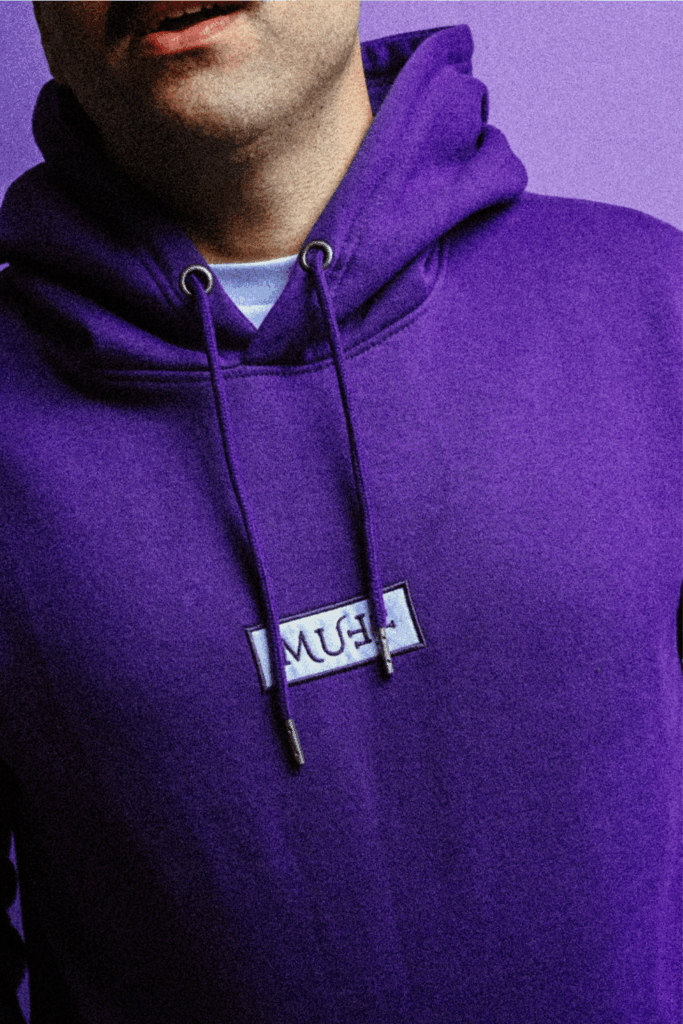 μωβ φούτερ με patch muff